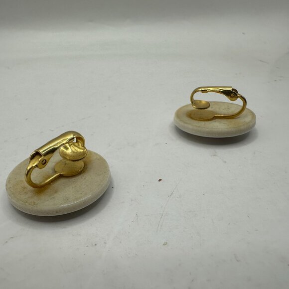 Vintage Porcelain Clip-On Earrings With Floral Design - Picture 3 of 4